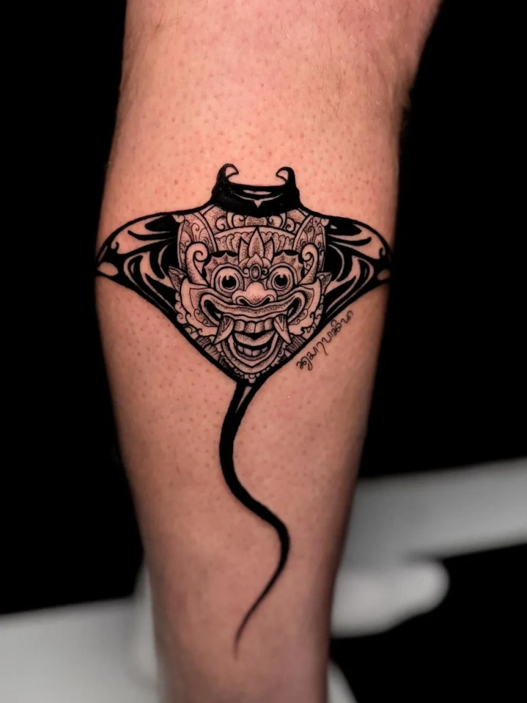 Modern and Traditional Tatto manta and ray fish | Nusa penida Tatto | Best Tatto Studio in Nusa Penida